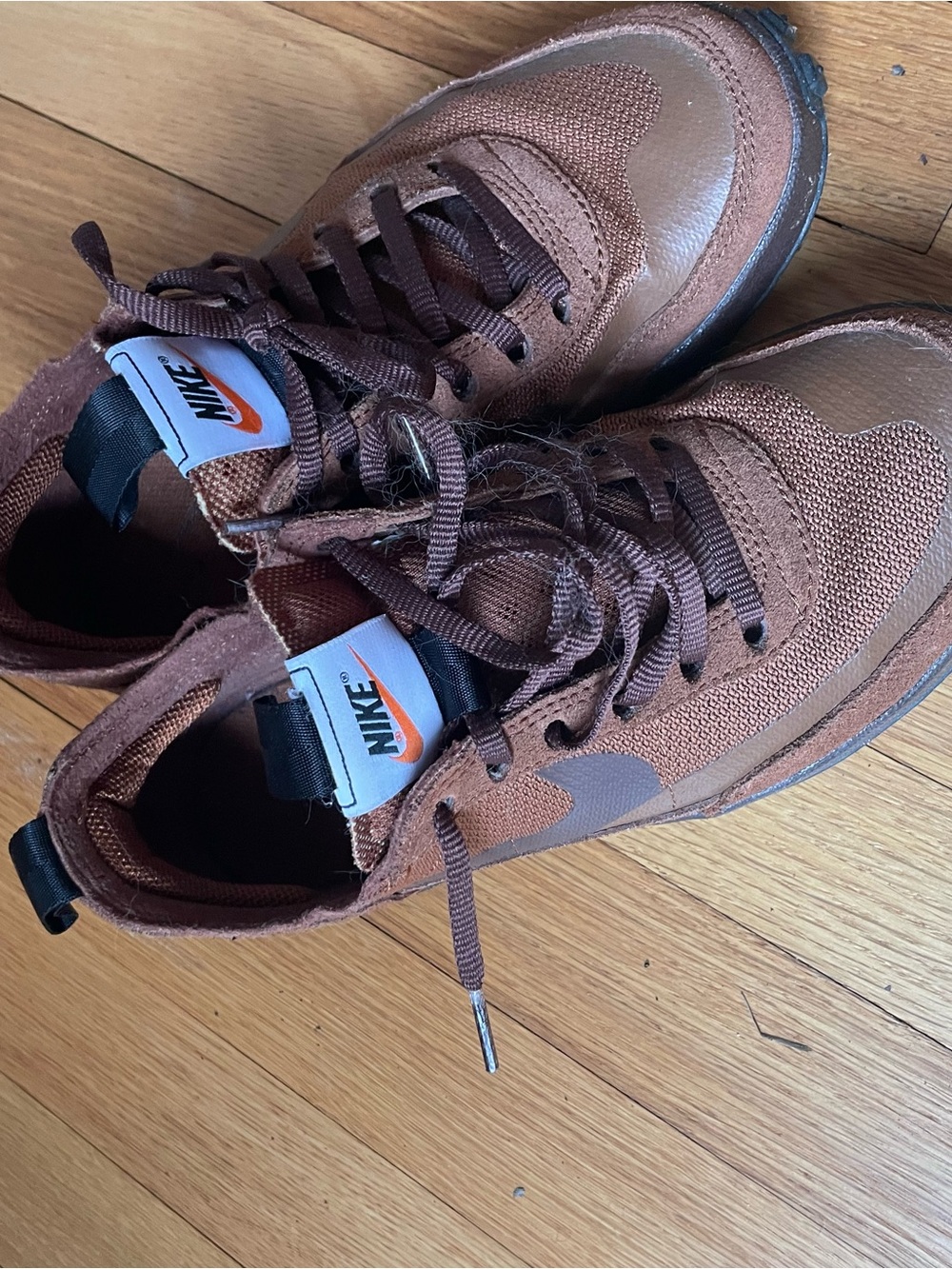 nike general purpose brown women 6.5